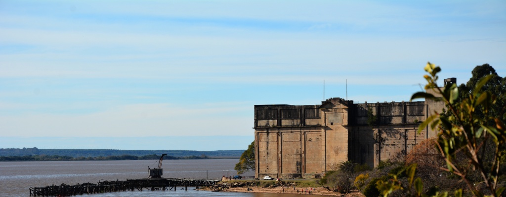 Kechichi�n particip� de festejos en Fray Bentos y destac� el valor tur�stico del frigor�fico Anglo