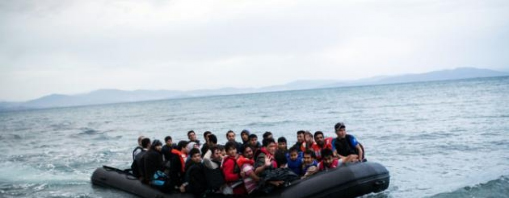 Cinco migrantes muertos y 13 desaparecidos en naufragio en mar Egeo