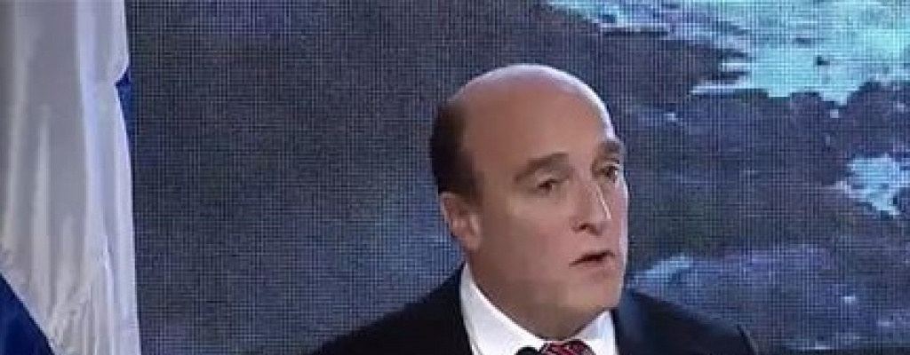 Mart�nez asumi� como intendente de Montevideo: "Priorizamos una gesti�n transparente, eficaz y eficiente"