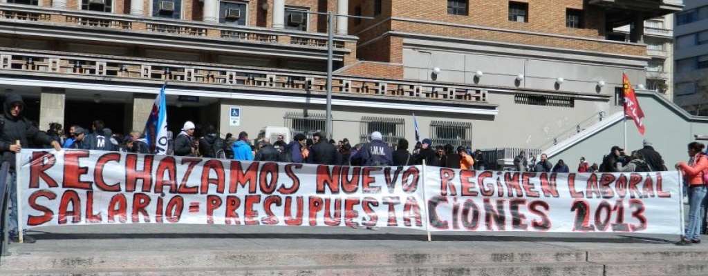 Paro nacional de trabajadores municipales por salario y estabilidad laboral