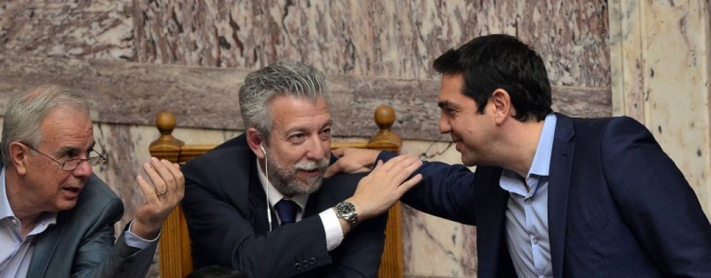 Grecia: Parlamento aprob� segundo paquete de medidas para rescate