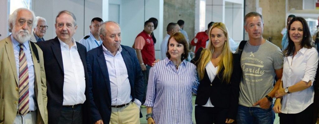 Senadores espa�oles visitaron a opositor venezolano preso