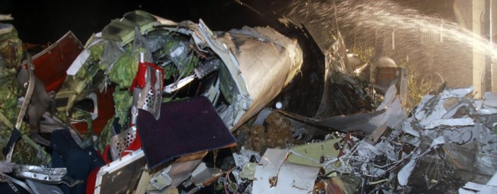 Tif�n provoca tragedia a�rea en Taiw�n: al menos 47 muertos