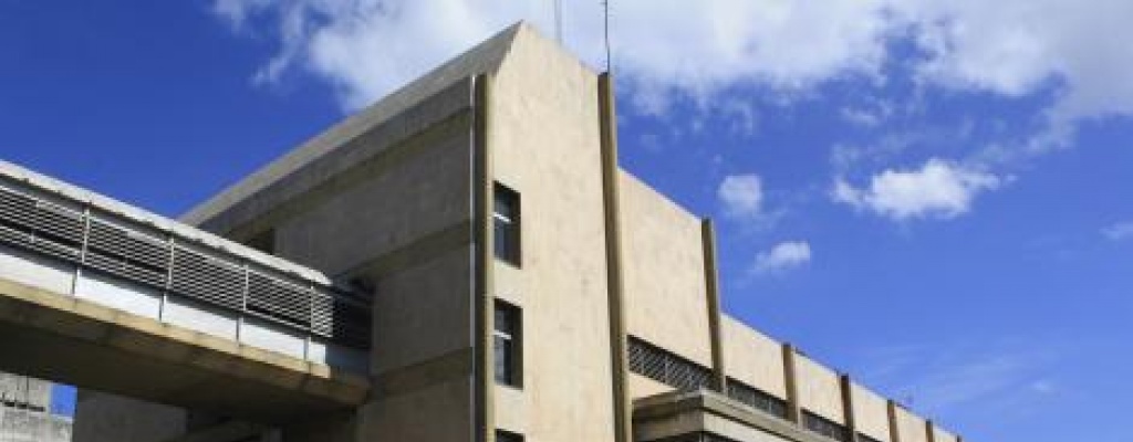 Cronograma de movilizaciones y paros en Salud P�blica; Bloquean camas en Hospital Maciel