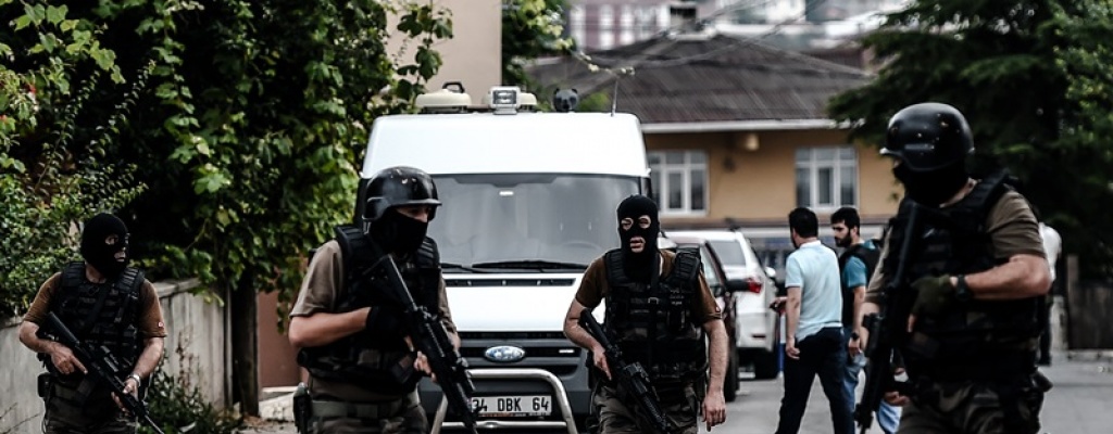 Ataque en Estambul contra consulado de Estados Unidos