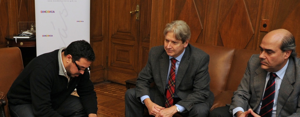 Legisladores firmaron anteproyecto para la regulacin de la publicidad oficial