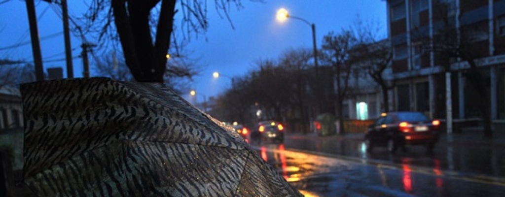 Advertencia naranja para once departamentos y otros cinco con alerta amarilla por lluvias