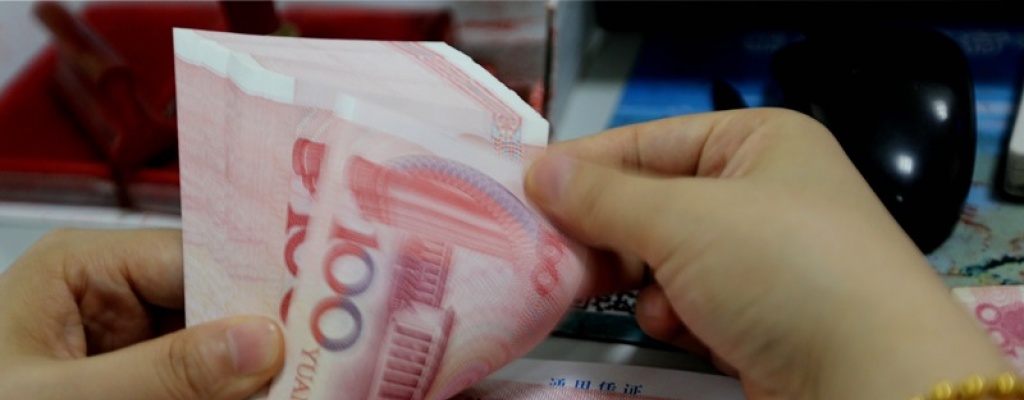 China: Leve aumento del yuan frente al dlar corta tres das de devaluacin
