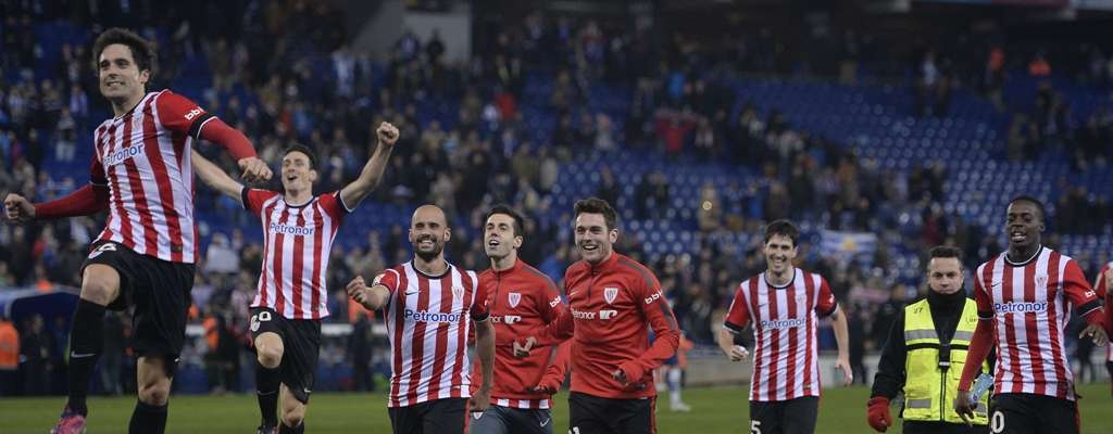 Athletic Bilbao gana la Supercopa de Espaa ante el Barcelona