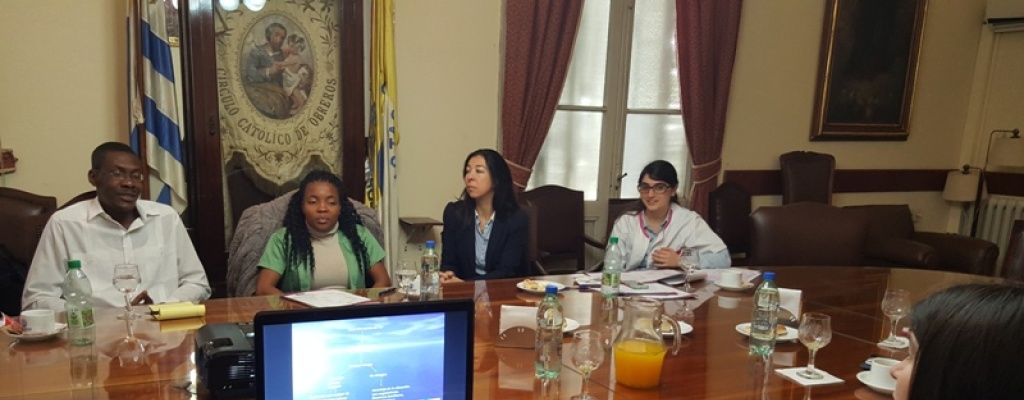 Dos ciudadanos haitianos en indita experiencia de capacitacin en Uruguay