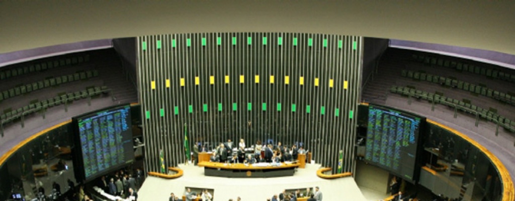Brasil: Diputados aprob baja de edad de imputabilidad a 16 aos