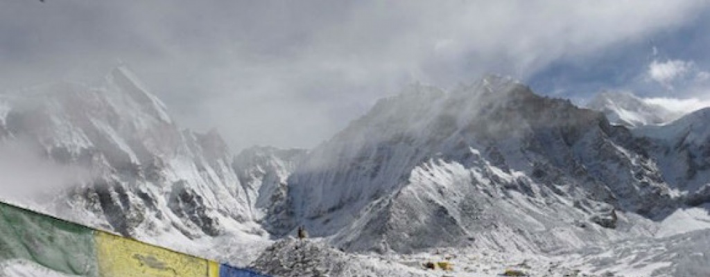 Los alpinistas vuelven a tener acceso al Everest