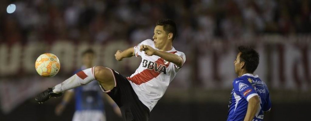 Martino cit jugadores del ftbol local por ausencias en Argentina