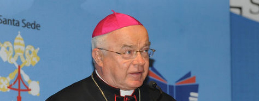 Vaticano: Muerte de nuncio pone fin a primer juicio por pederastia