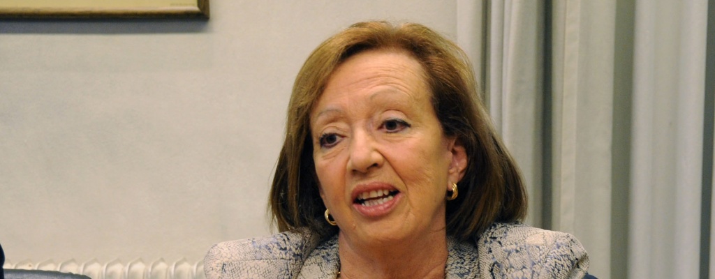 Mu�oz neg� pedir desalojo de liceos ocupados; "Es una medida no simp�tica y la gente reacciona", dijo sobre la esencialidad