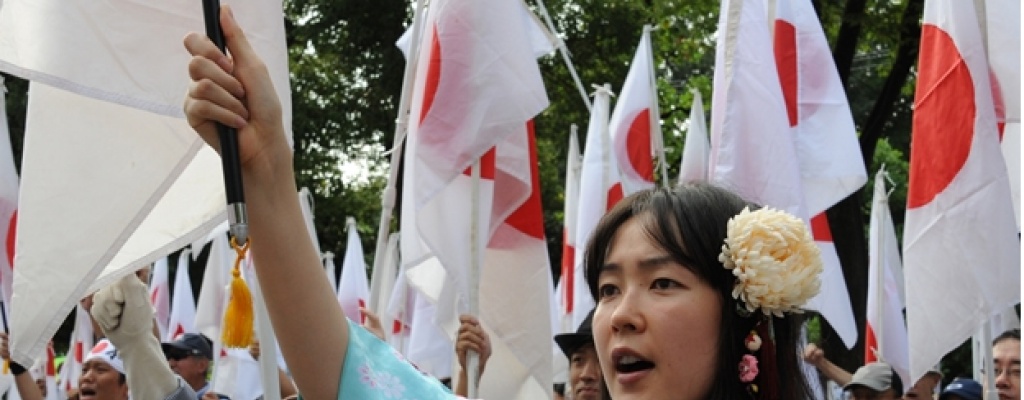 Decenas de miles de japoneses protestan contra nueva legislacin militar