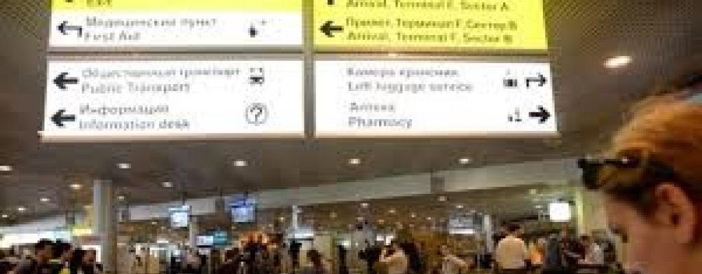 Incendio en el aeropuerto de Mosc obliga a evacuar ms de 3.000 pasajeros