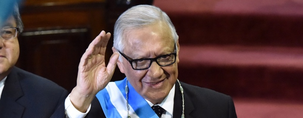 Guatemala: Alejandro Maldonado jur como presidente tras renuncia de Prez