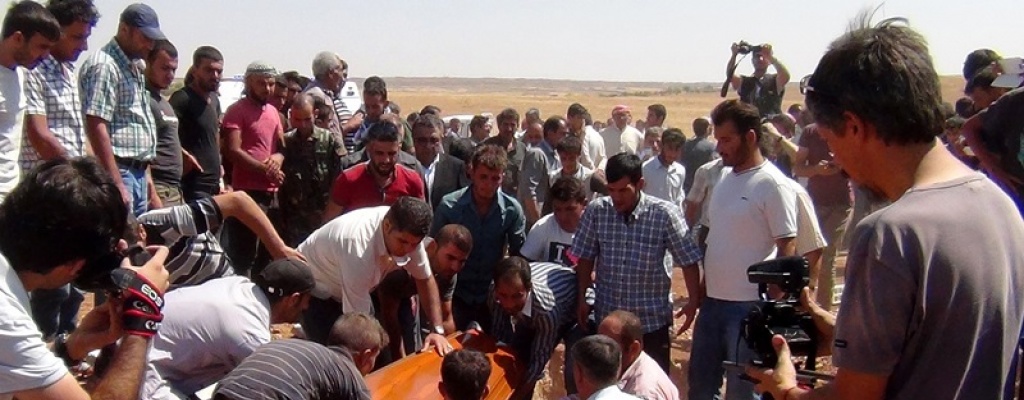 Enterraron en Kobane a ni�o sirio ahogado en costa de Turqu�a