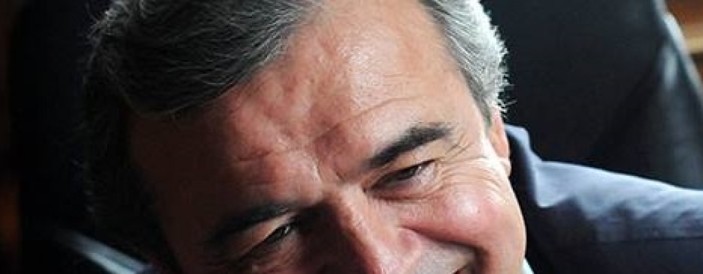 Larra�aga suscribe reclamo de intendentes para el interior y pide recursos