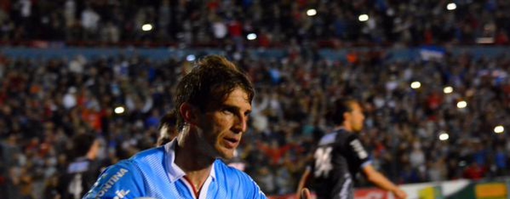 Nacional venci� 4-3 a Cerro y es �nico l�der del Torneo Apertura