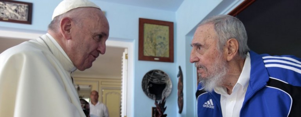 Francisco encabez� misa en La Habana y se reuni� con Fidel Castro