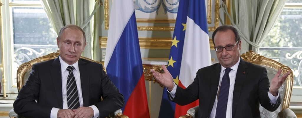 Rusia bombardea bastin del EI en Siria y Putin se rene con Hollande