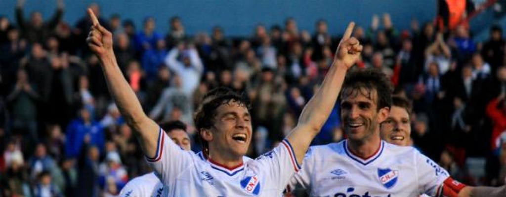 Nacional gan 4-0 a Defensor y contina arriba en el Apertura 