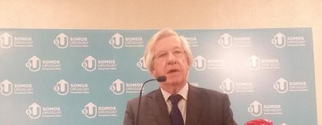 Astori: "Uruguay no est en crisis ni en recesin, la economa no est planchada"