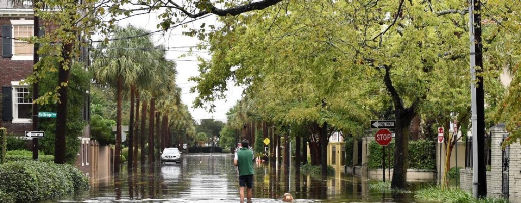 Suben a 17 muertes en sureste de Estados Unidos por inundaciones