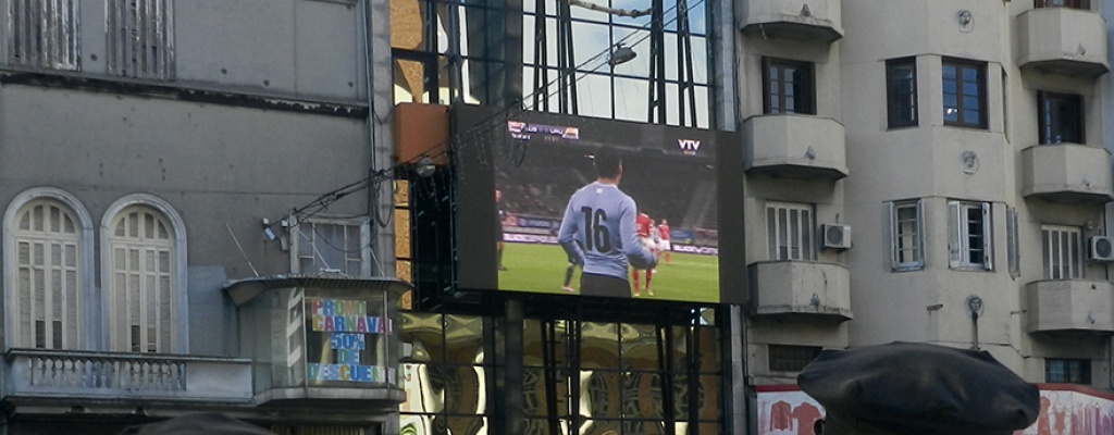 Uruguay vs Bolivia se ver� por pantalla del IMPO y habr� desv�o en 18 de Julio