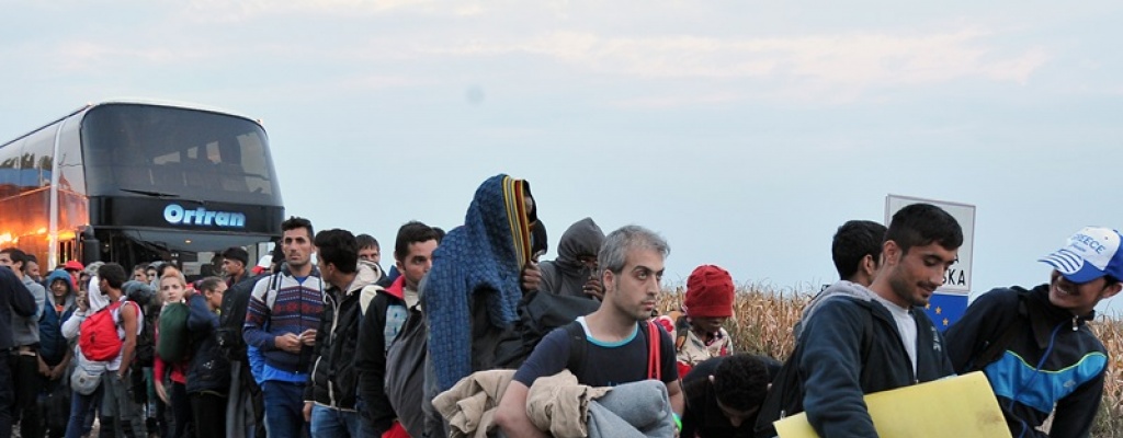 Hungra concret cierre de sus frontera para los inmigrantes