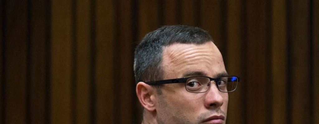 Pistorius sali� de la c�rcel y est� bajo arresto domiciliario