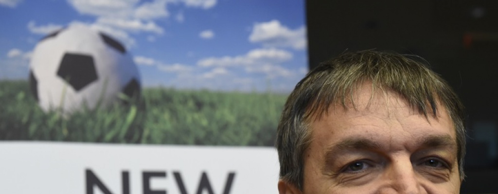 Ex secretario general de FIFA present candidatura a presidente