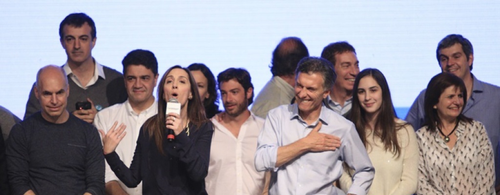 Scioli aventaja en dos puntos a Macri hacia el final del escrutinio 