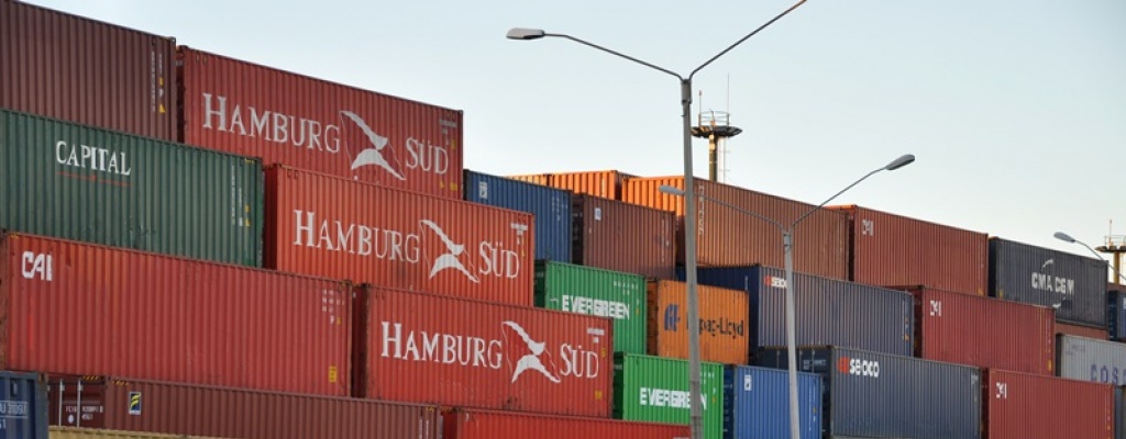 Puerto de Montevideo: Creci movimiento de contenedores en ltimos dos meses