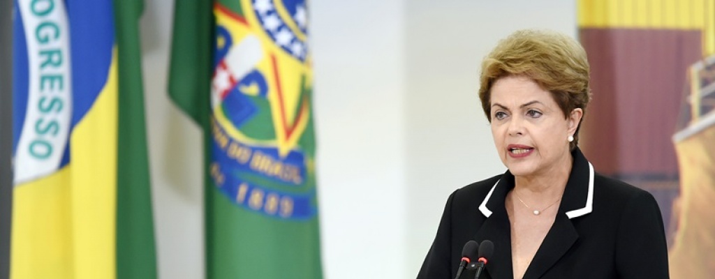 Brasil recort meta de ahorro fiscal y prev dficit de 0,9 %