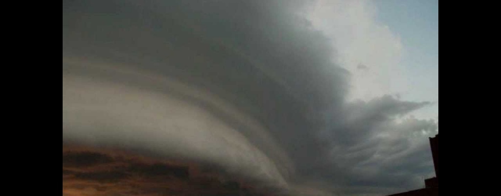 Rige una advertencia amarilla por tormentas intensas y lluvias abundantes