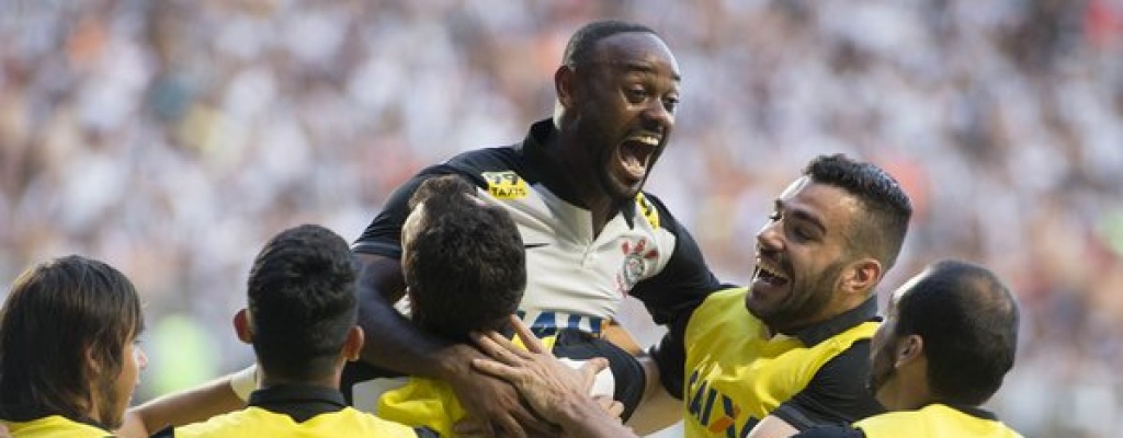 Brasileirano: Corinthians venci al Mineiro y se acerca al ttulo