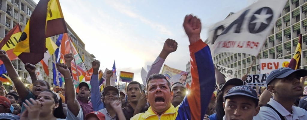 Venezuela: Oposicin 14 puntos arriba del chavismo en sondeos