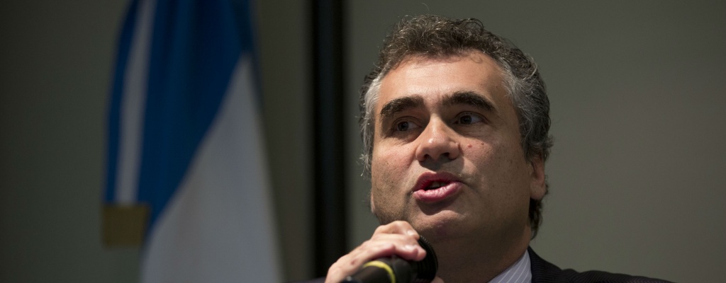 Imputan a presidente del Banco Central argentino por defraudacin