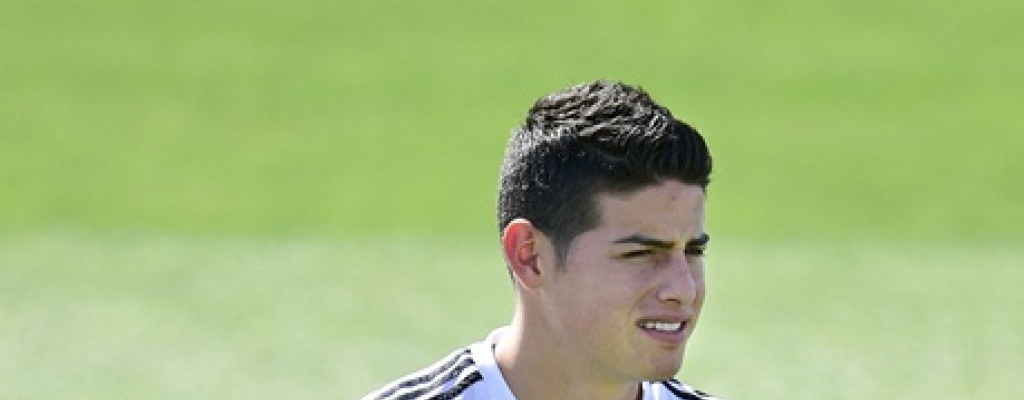 James Rodr�guez recibe la Bota de Oro como goleador del Mundial