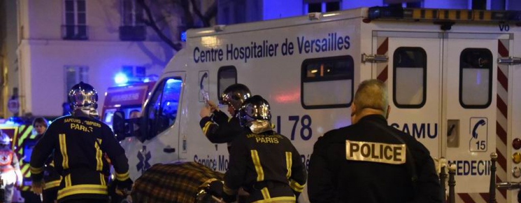 Costernacin global por ola de atentados en Pars: 128 muertos y 250 heridos, 99 personas en estado crtico