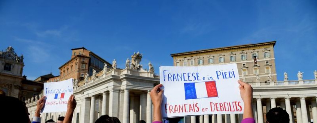 Papa Francisco: La violencia en nombre de Dios es "una blasfemia"