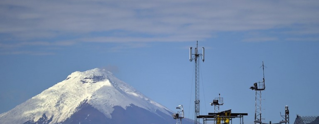 Continua la actividad volc�nica en 3 puntos diferentes de Ecuador