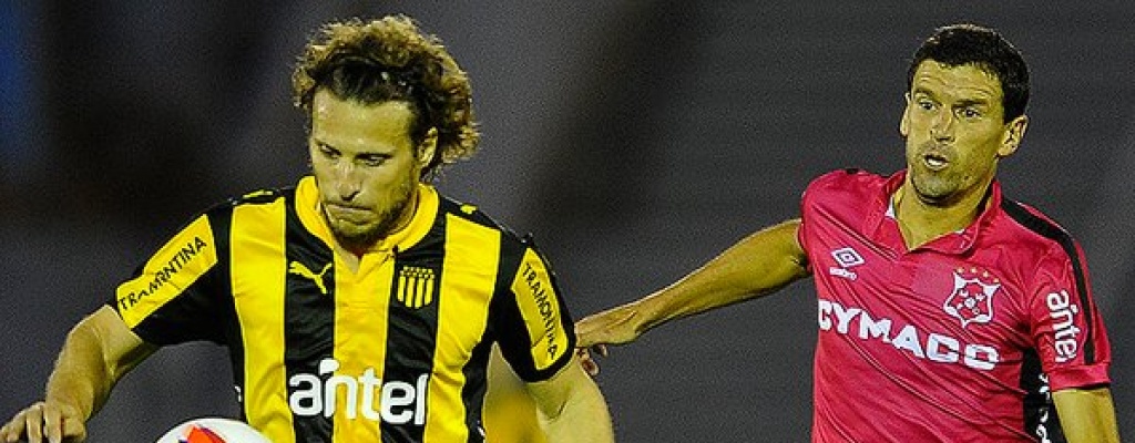 Apertura: Pearol lidera con tres puntos de ventaja sobre Nacional