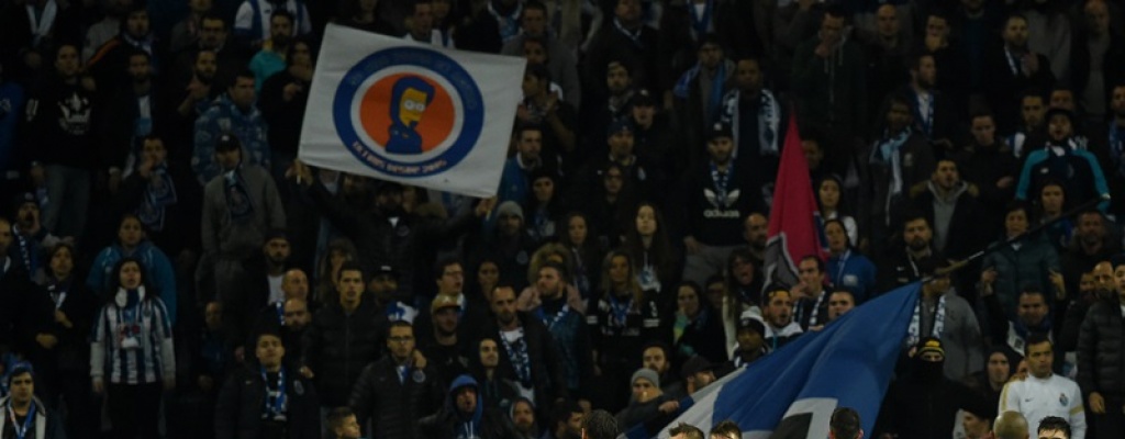 Dinamo de Kiev sancionado por "comportamiento racista"