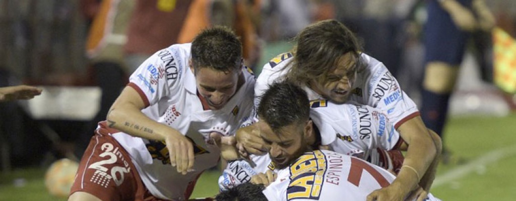 Sudamericana: Huracn elimin a River y jugar la final ante Santa Fe