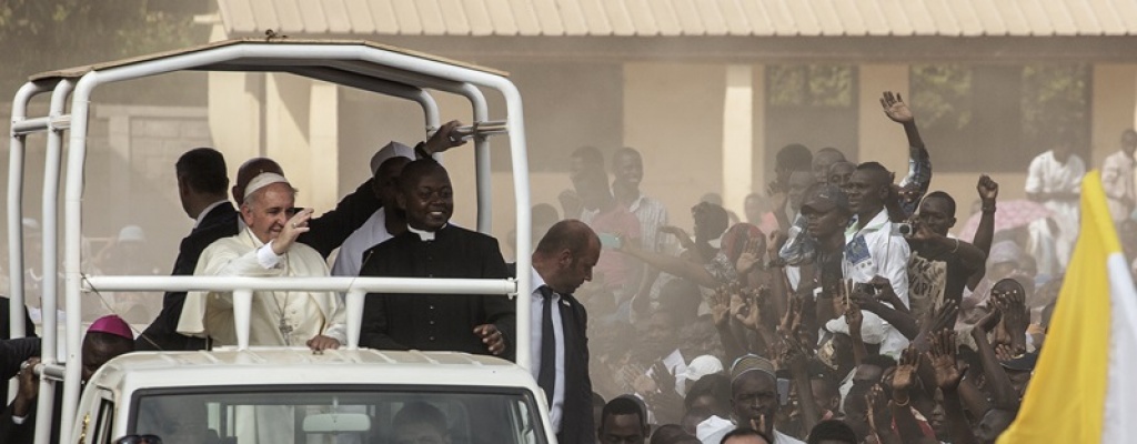 Francisco visit mezquita en Bangui y llam a la reconciliacin