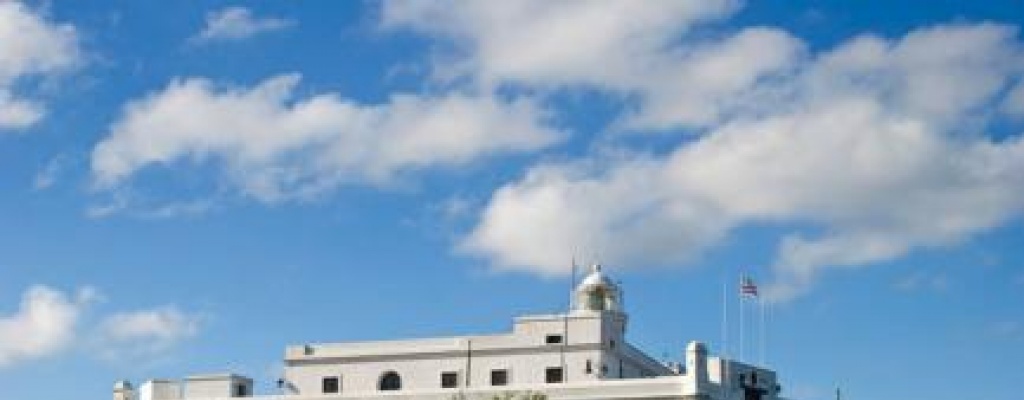 Izan bandera de Artigas en la Fortaleza por bicentenario del Gobierno de Purificacin
